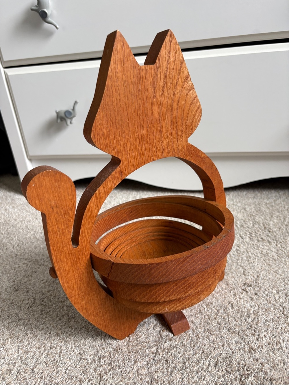 Vintage wooden Cat Basket Planter 90s cute Kitchy Cottagecore